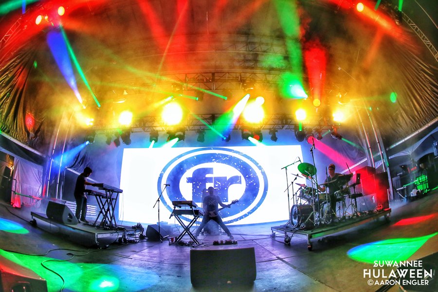 futurerockband's tweet photo. @HulaweenFL we love you. Listen to our set on @SXMJamON tonight at 9 PM. #hulaweenfl #sxmjamon #livebroadcast https://t.co/c4C3vbmn4K