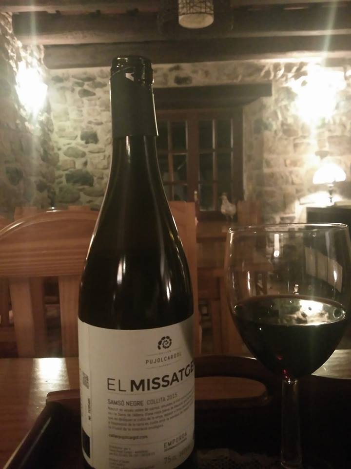 pujolcargol's tweet image. ¡Nos hace mucha ilusión que brindéis con El Missatger!¡Muchas gracias, Sandra! #vinoempordà #masiaforndelvidre #DoEmpordà #wines #tasting