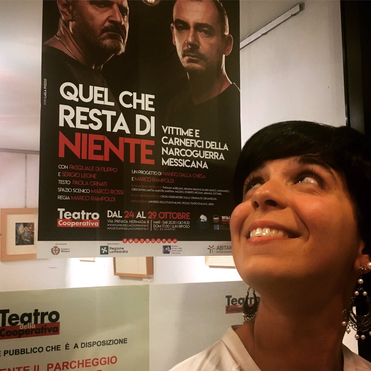 antopiras128's tweet photo. Una scrittura potente che spacca e che ti spacca... e che riconoscerei tra mille. Sei un'Autrice, Paola. Con la A maiuscola.❤️
#solobrava👏🏻 https://t.co/y9YvBjHs6Q