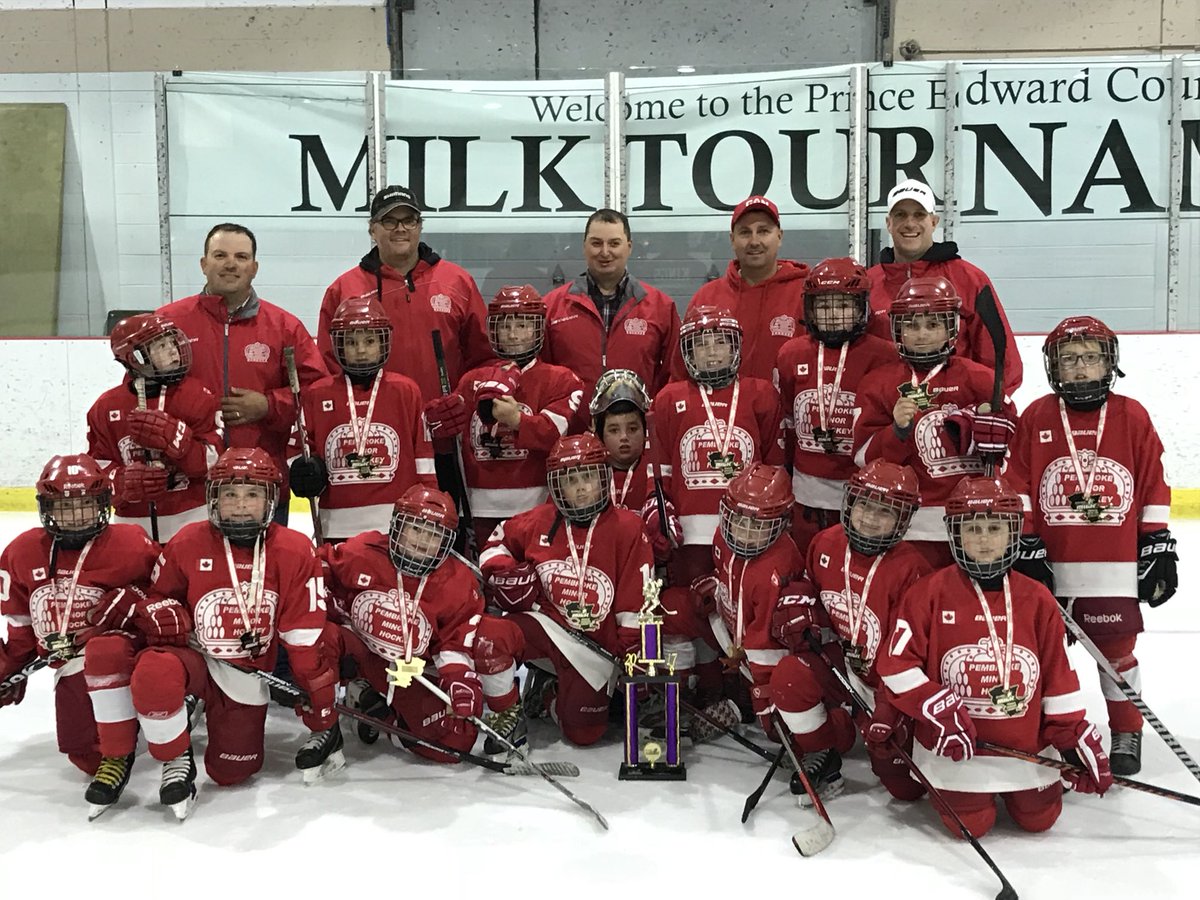 milkpechockey's tweet image. Presenting the 2017 Novice Milk Tournament Champions! The #PembrokeLumberKings #MilkTourney
