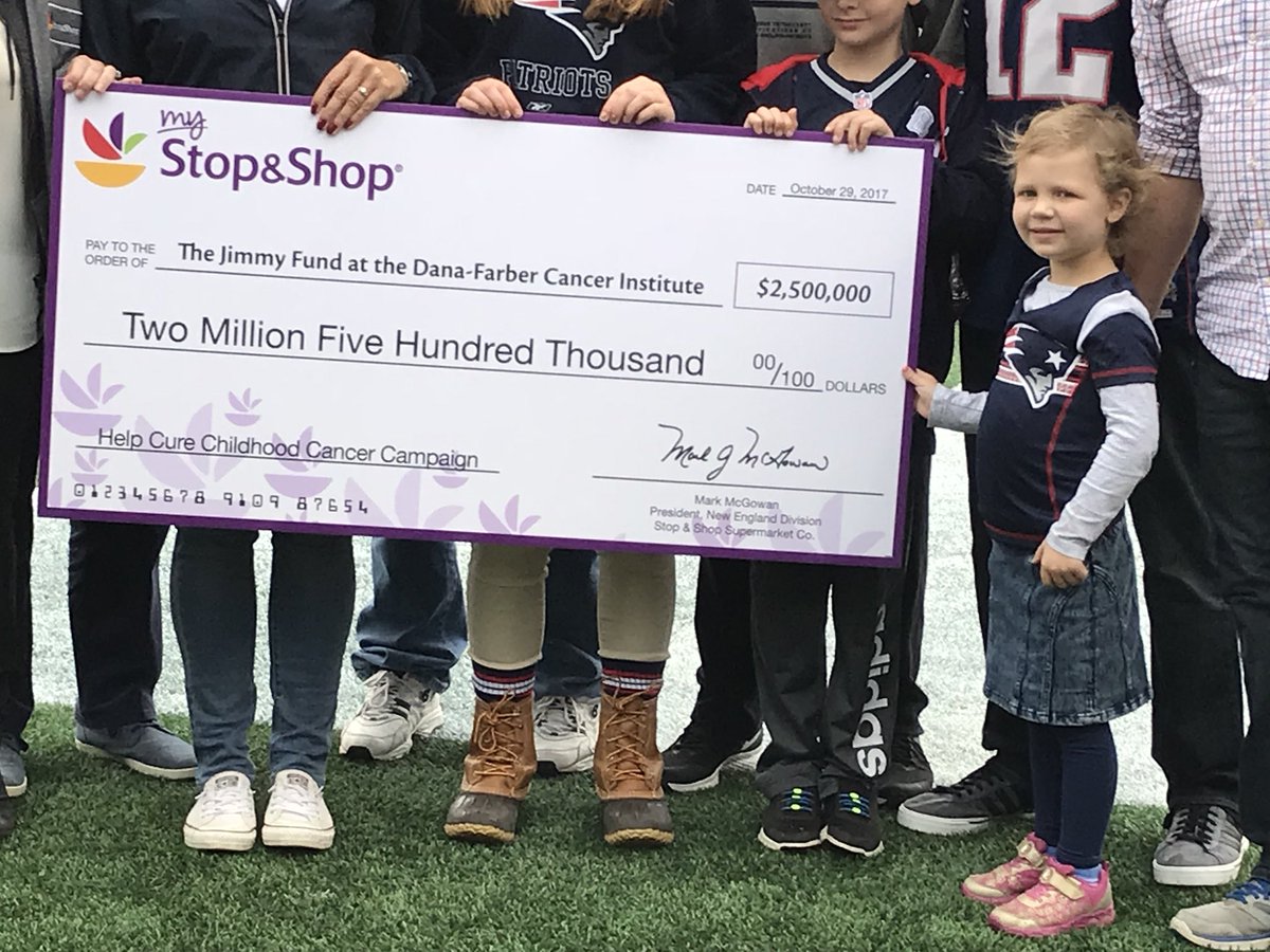 DJAlexanderIII's tweet photo. Counts came up just in time to help @stopandshop help @thejimmyfund @patriots game. #maddiestrong https://t.co/13JILu8zeQ