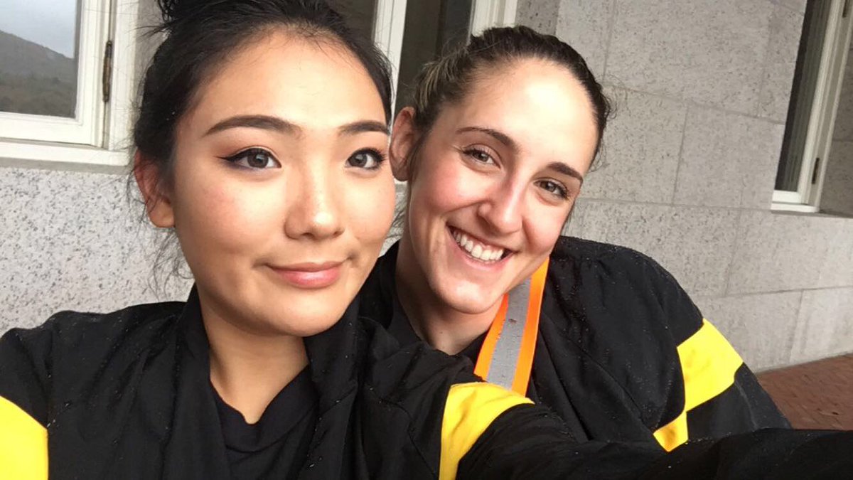 aragahan's tweet photo. A small date wit my best friend escaping the rain but enjoying the view💗 https://t.co/hTTzOACZ4k