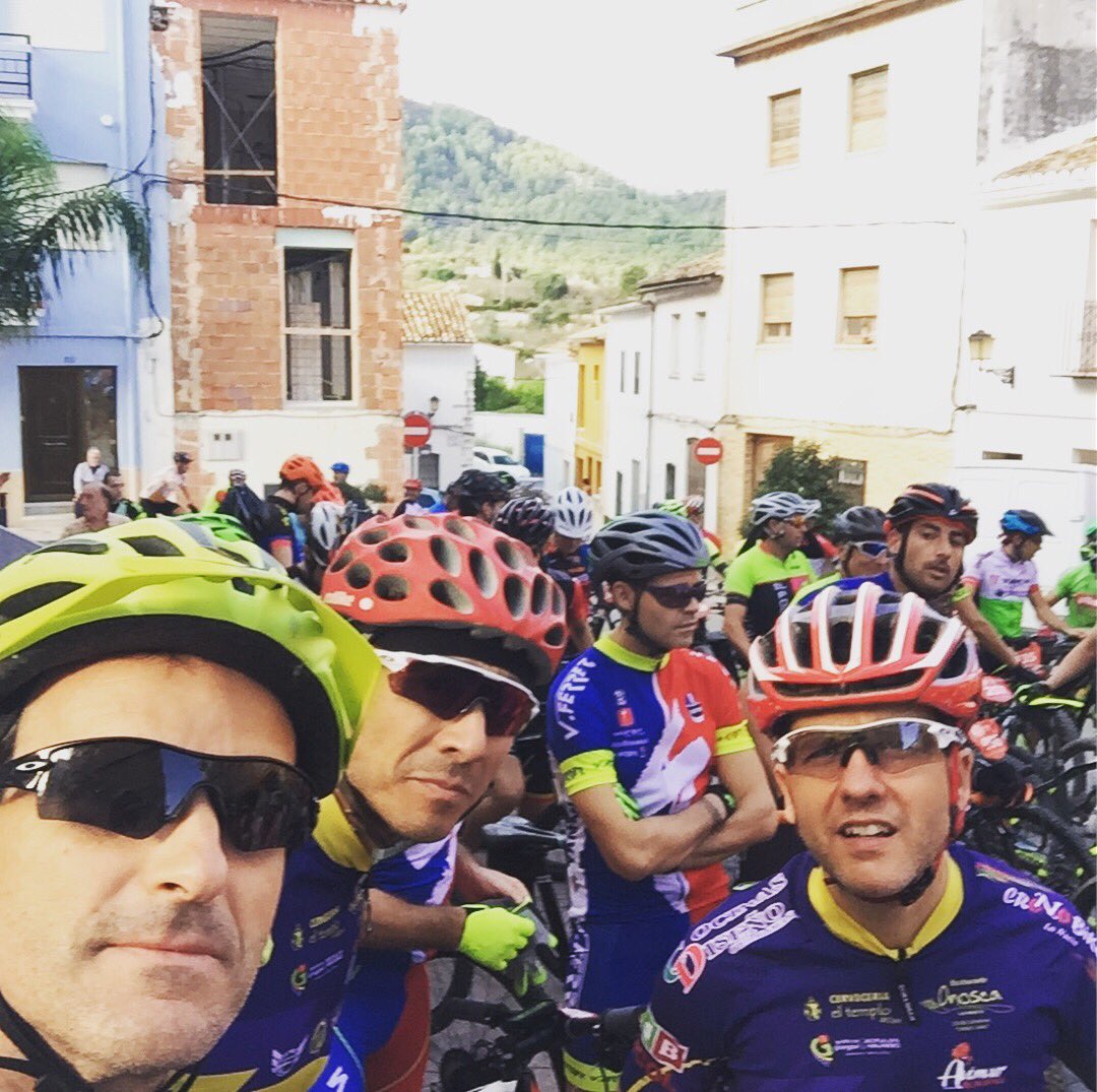 Hoy el <a href="/cclanucia/">CCLaNucia</a> en #MarchaOrba2017 gran recorrido, buena organización y espectacular avituallamiento final 🔝#SinMtbNoHayParaiso <a href="/danicepa/">Dani Cepa</a>