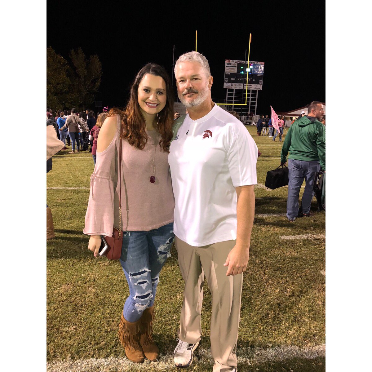 reybaby17's tweet photo. Name a better DL coach in the state of GA.. I’ll wait #mydaddy #coachT #hedabest ❤️🏈💪🏼 #CoffeeOnTop https://t.co/M5CaL6ejM0