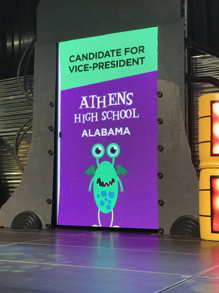 kclem_cowculus's tweet photo. Ashlyn Roberts and Mary Frances Moore leading our final speech! So proud of these young ladies!  #sasc2017 @AHS_Alabama @AthensALSchools https://t.co/ANZ2ShL68U