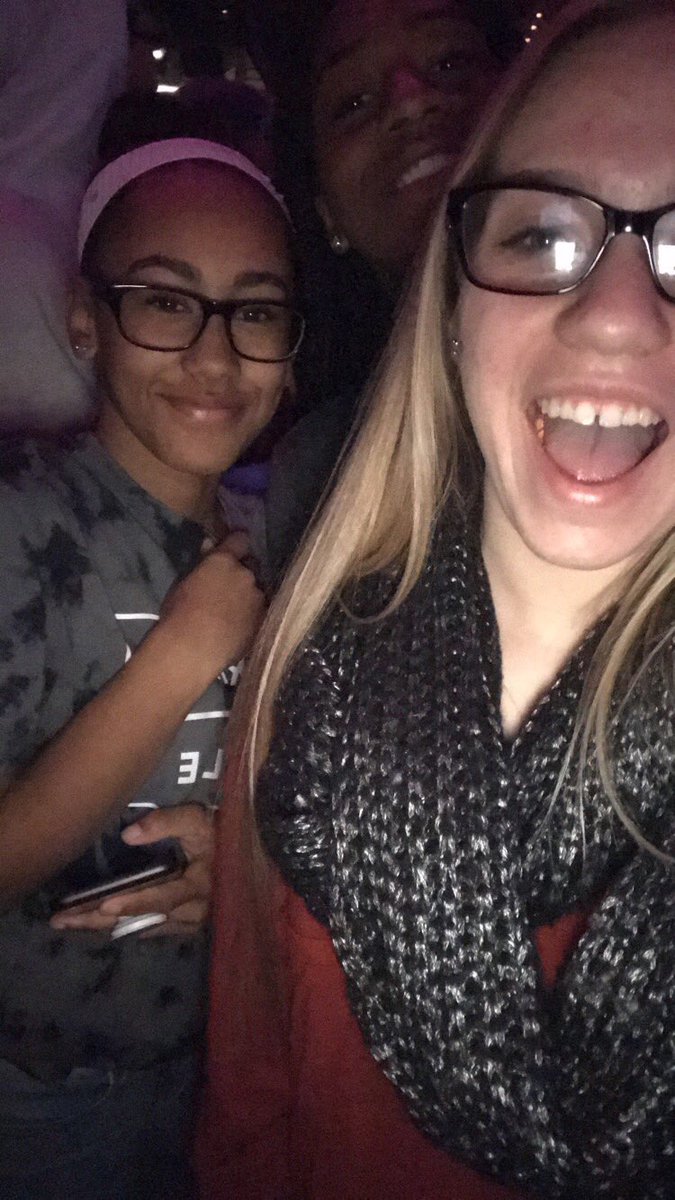HBeaber18's tweet photo. #WNMYC2017 WE LOVE YOUTH CONVENTION!!!!!!! https://t.co/jdcucZ2VZx