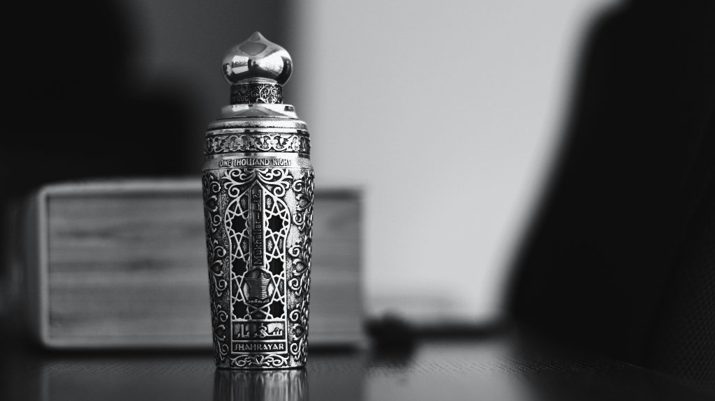 ArabianOud's tweet photo. #عطر " شهريار " من #العربية_للعود 
الحائز على جائزة العطر الرجالي العربي الأكثر شعبية لعام 2012 م 🏆 
#العربية_للعود_في_أوسكار_العطور https://t.co/10sfpKOjV7