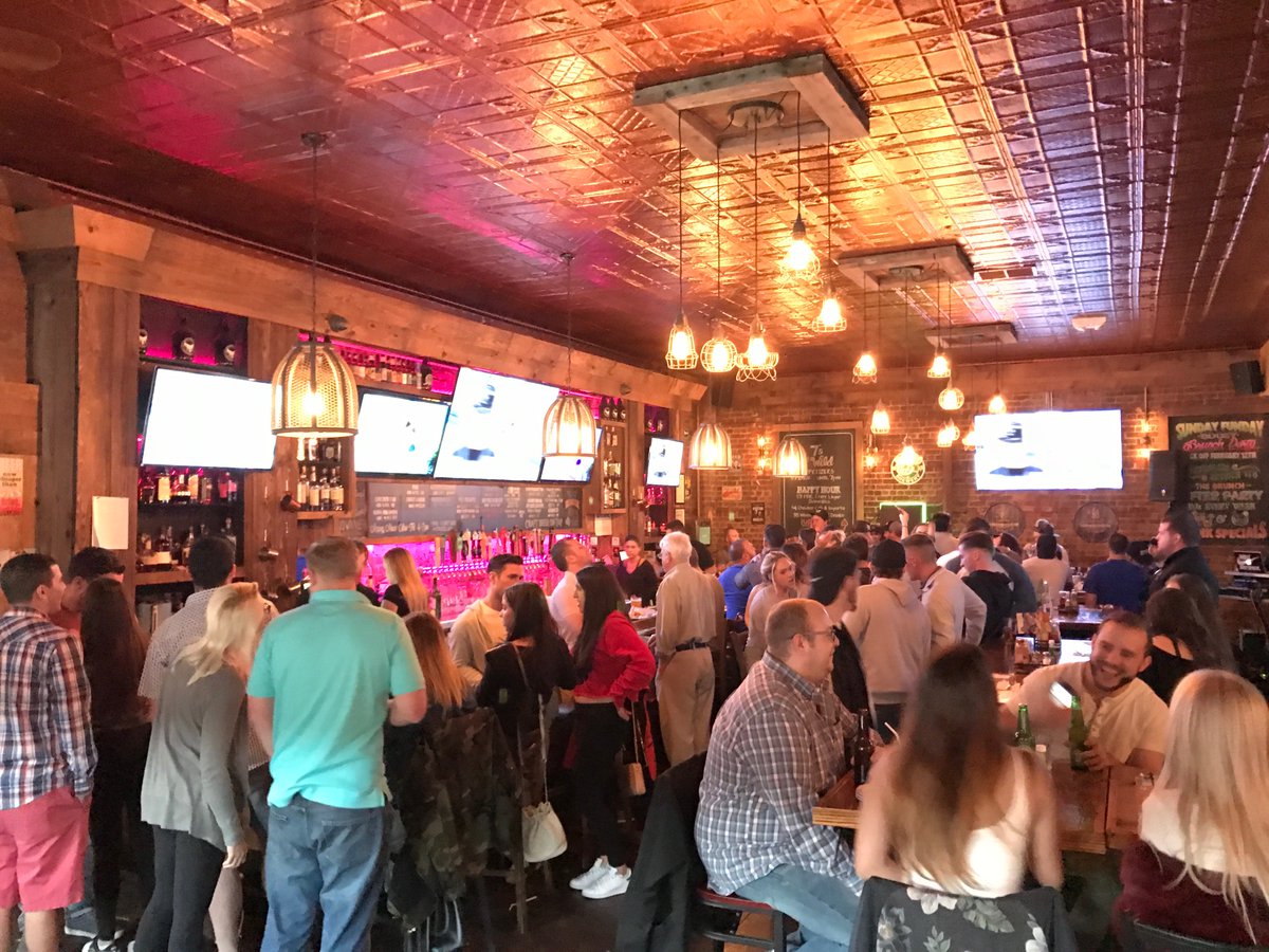 EVERY SINGLE SUNDAY! #CRAFTLYNBROOK #SundayFunday