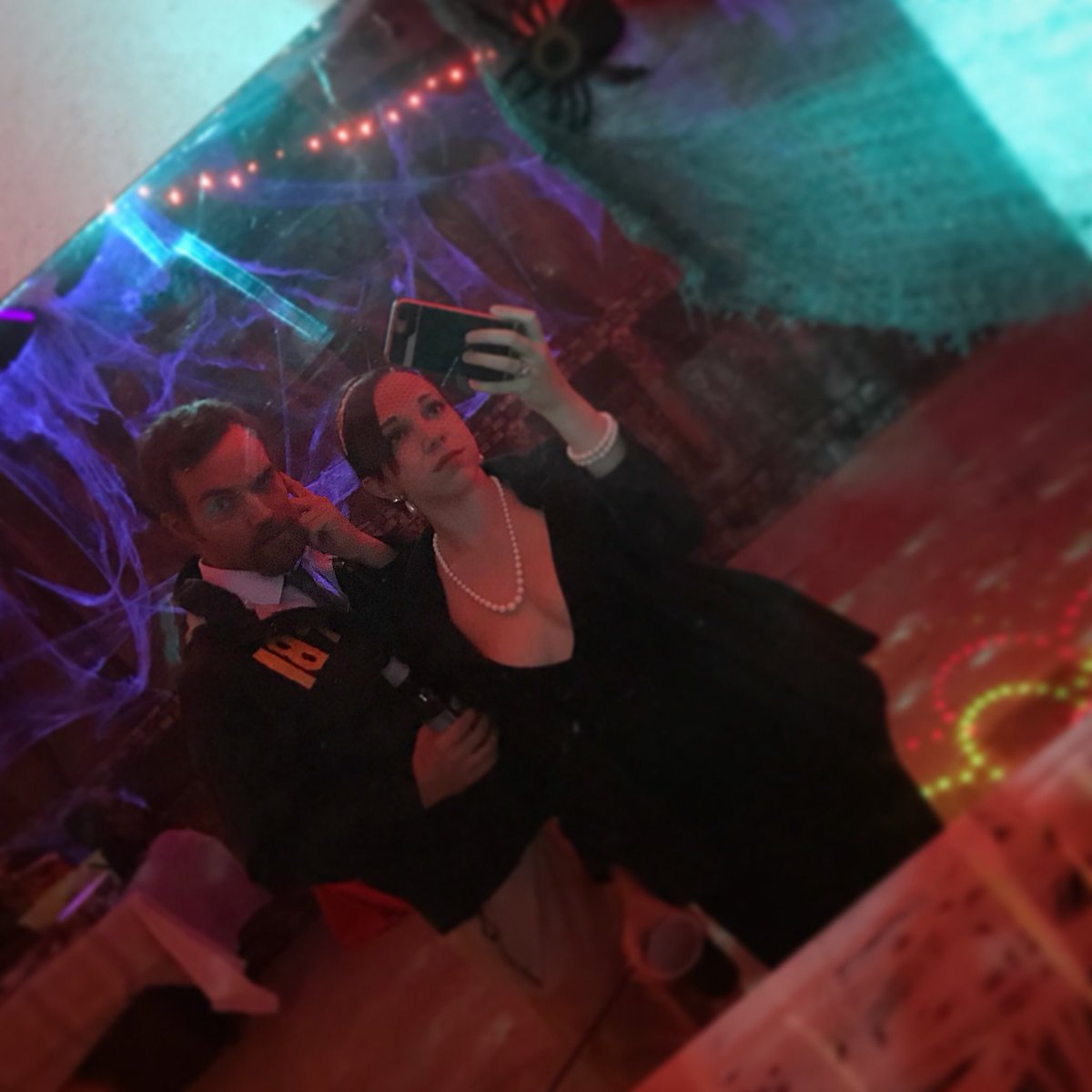 krystiannaw's tweet photo. Burt Macklin & Janet Snakehole dahling🕸💋 #FBI #richwidowwithaterriblesecret #parksandrec #Halloween #aprilandandy @evilhag @prattprattpratt https://t.co/sCZjWCTSTW
