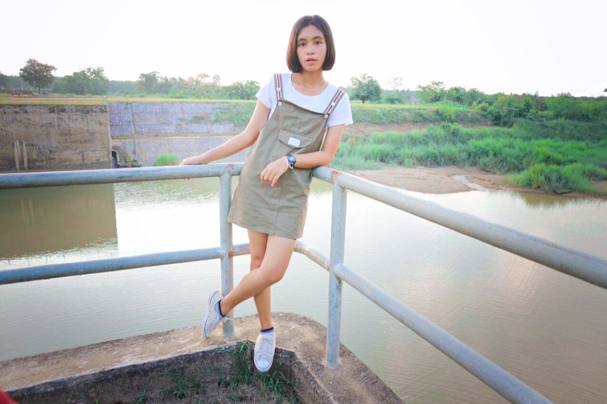 JUTHARATTT's tweet photo. อยากได้คนของใจ ไม่ใช่คนของใคร 😂🖖😓#แคปชั่น #แคปชั่นเด็ด #แคปชั่นอ่อย #ประโยคแซ่บแคปให้ด้วย  #คำคมวงเหล้า #คำคม #คำคมเสี่ยว https://t.co/Mkjx9dW5jW