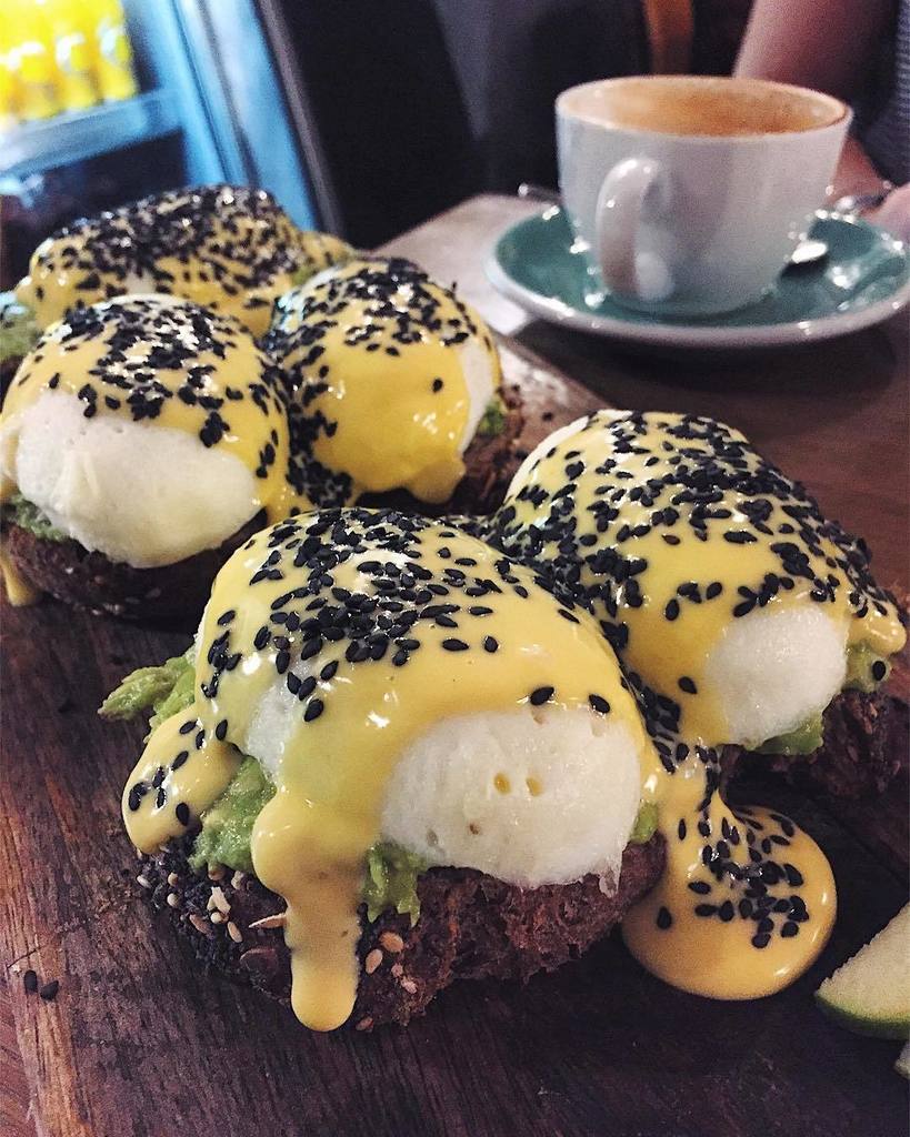 wanderingapp's tweet photo. That Sunday moment 🍳✨ #madrid #wanderingappetite https://t.co/n8z8mcwY52 https://t.co/JXttd1VmrP