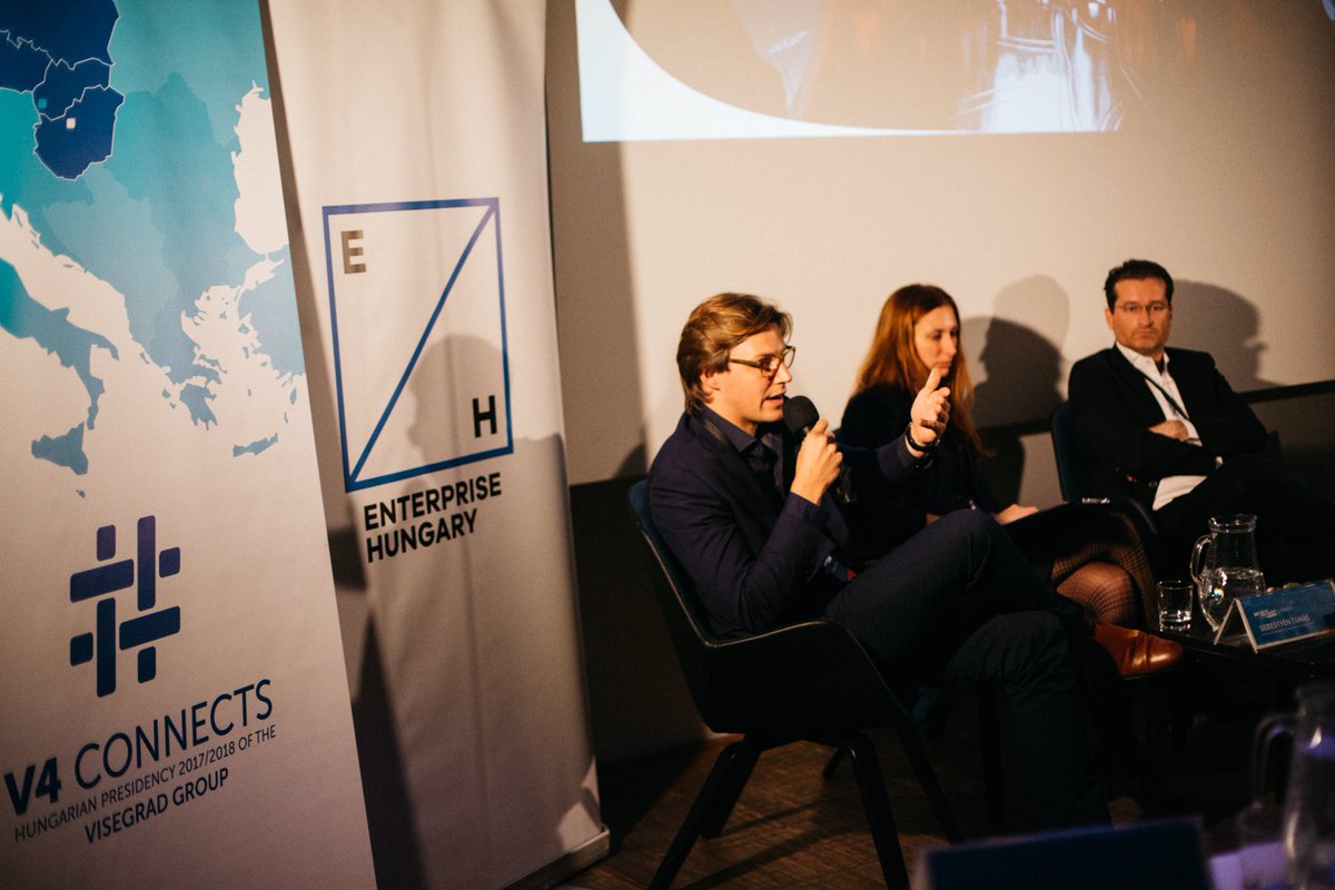 V4_PRES's tweet photo. #V4 #startup event on preventing regional #braindrain & #GetIntheRing #startupcomp semifinal @ImpactHubPraha #DigitalVisegrad #V4sit https://t.co/jqUDjDyIsi