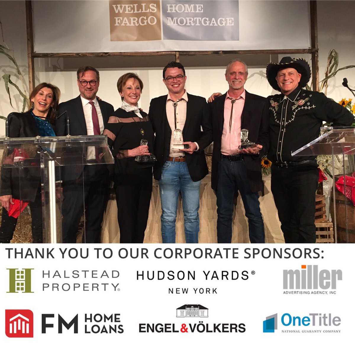 cferrigrant's tweet photo. REBNY 2017 Deal of thte year winners. Halstead Property's: Carson Ferri-Grant &amp; Rodolfo Cavallaro, with Diane Ramirez and Richard Grossman. https://t.co/X059UP4m48