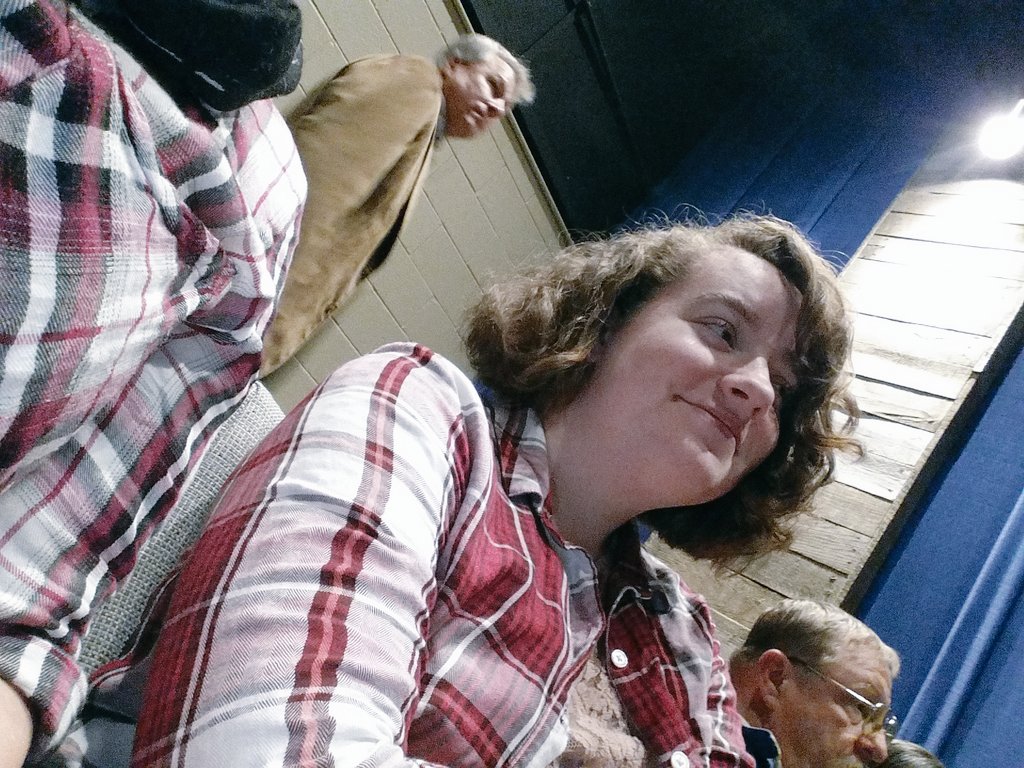 Aubin_Hailey's tweet photo. Twining... #NotPlaned #MyTwin #LuckyMe #LoveHer https://t.co/wp04iq6W9l