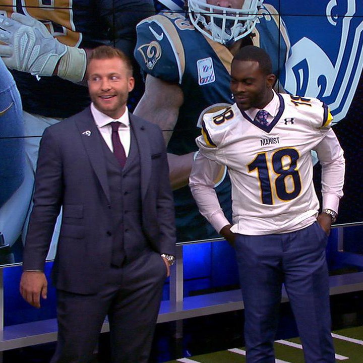 NFLonFOX's tweet photo. Respect

@MichaelVick is rocking @RamsNFL coach Sean McVay's high school jersey on FOX NFL Kickoff. https://t.co/2hyGi4eYoz