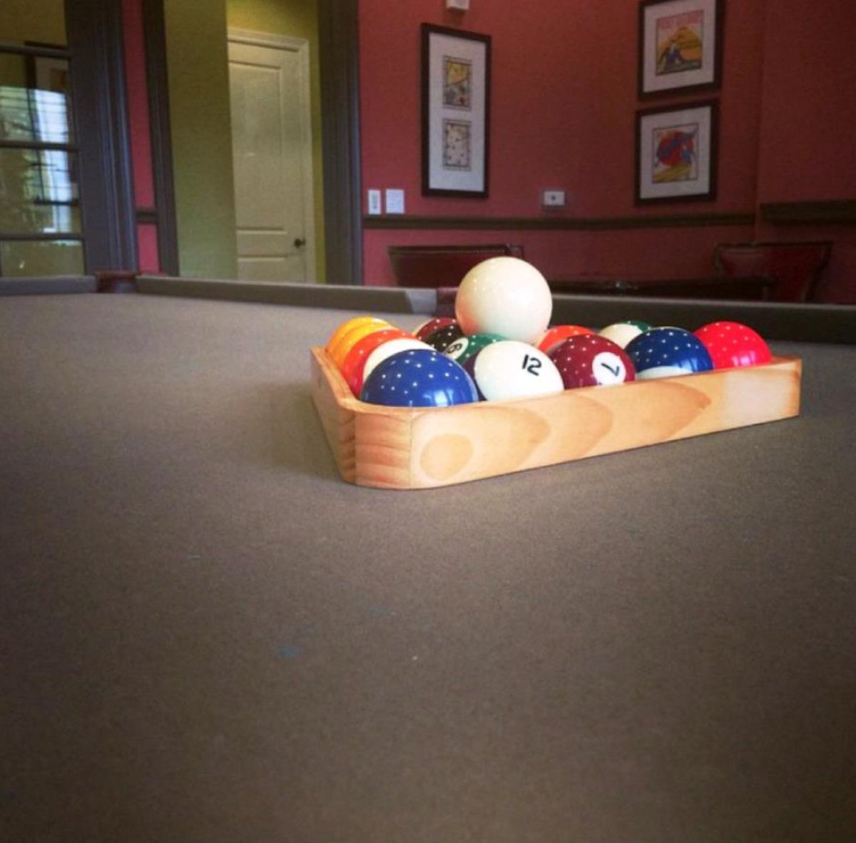 Coventry_Park's tweet photo. Don't let the thought of Monday ruin your Sunday. Come have some fun with us in the clubhouse! #SundayFunday https://t.co/yjLe9baidY