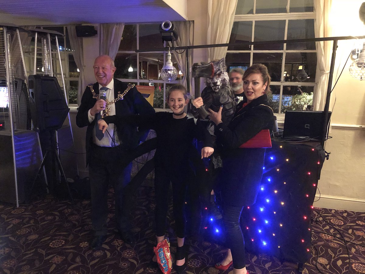 Clairedyson77's tweet image. Lovely Halloween, my hard work rewarded, Molly won costume comp,picked by Lord Mayor of Portsmouth #imadethat #spider #EIGHTlegs #dadssocks