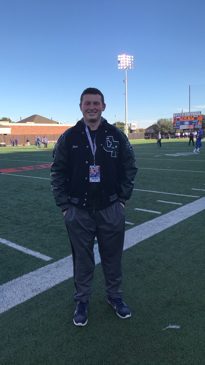 Sloanselmon's tweet photo. Had a great visit at HBU last night! Thanks @Coach_SSmith @VicShealy https://t.co/cmj7l9rhSM