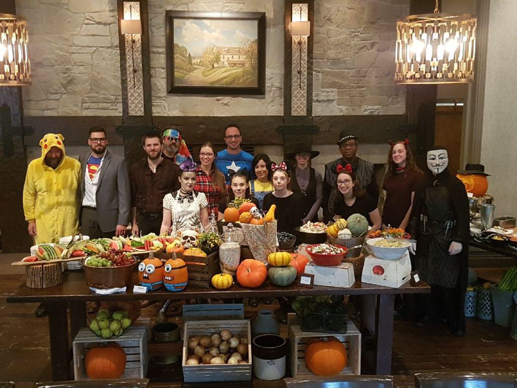 Halloween Brunch at the Mill!! #ancastermill #ancaster #sundayfunday #brunch #halloween #pearlehospitality