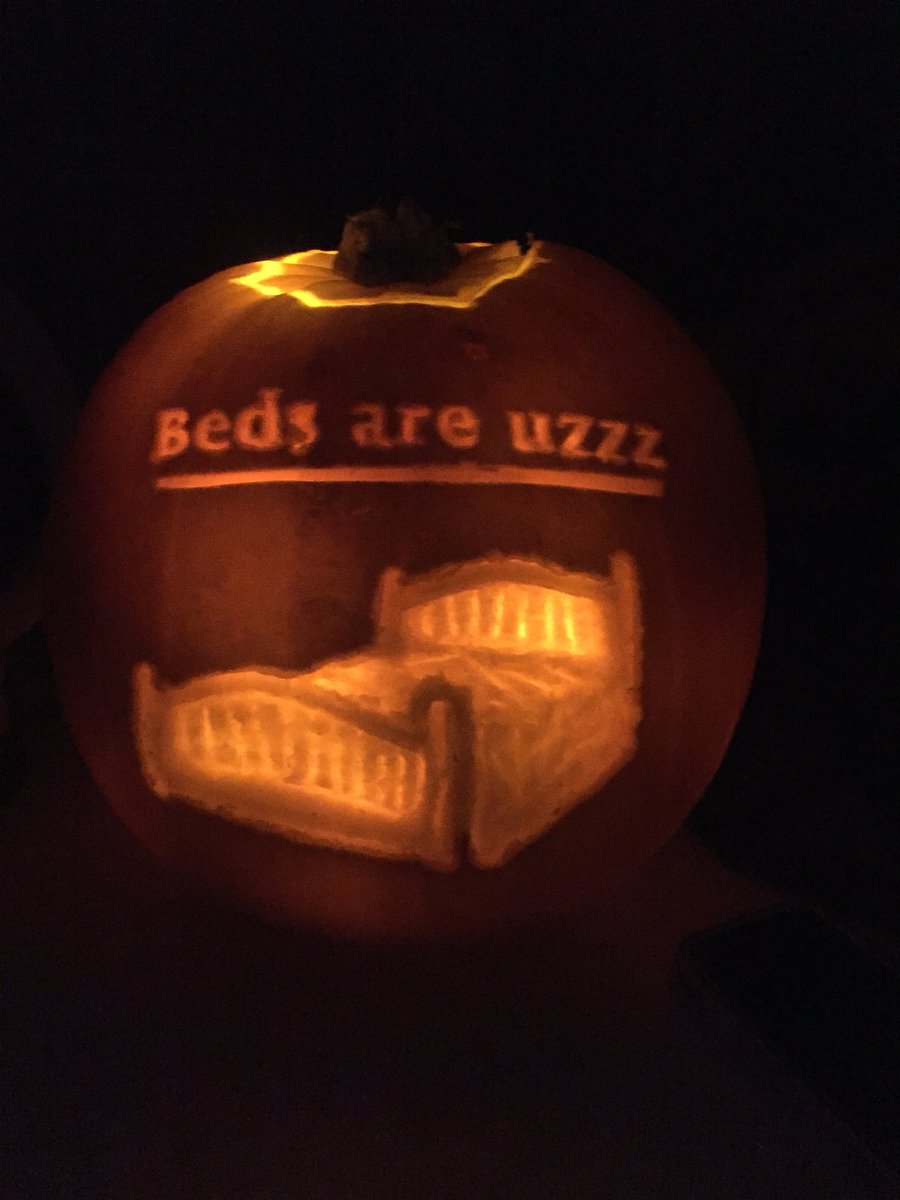 What do you think of the #BedsAreUzzz carving skills? #Halloween