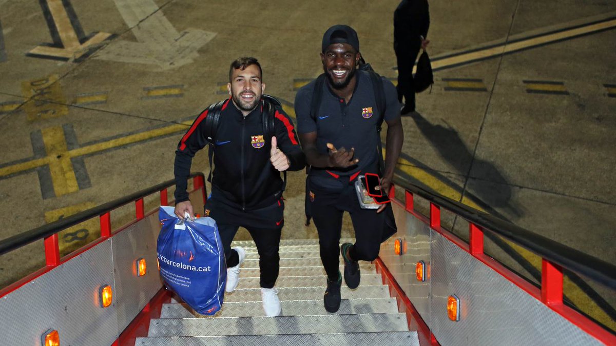 FCBarcelona_cat's tweet photo. 📷 Quina foto t'agrada més? 📷 #AthleticFCB
👉 https://t.co/2m8v57WF8T 👈 https://t.co/l76efsvDT7