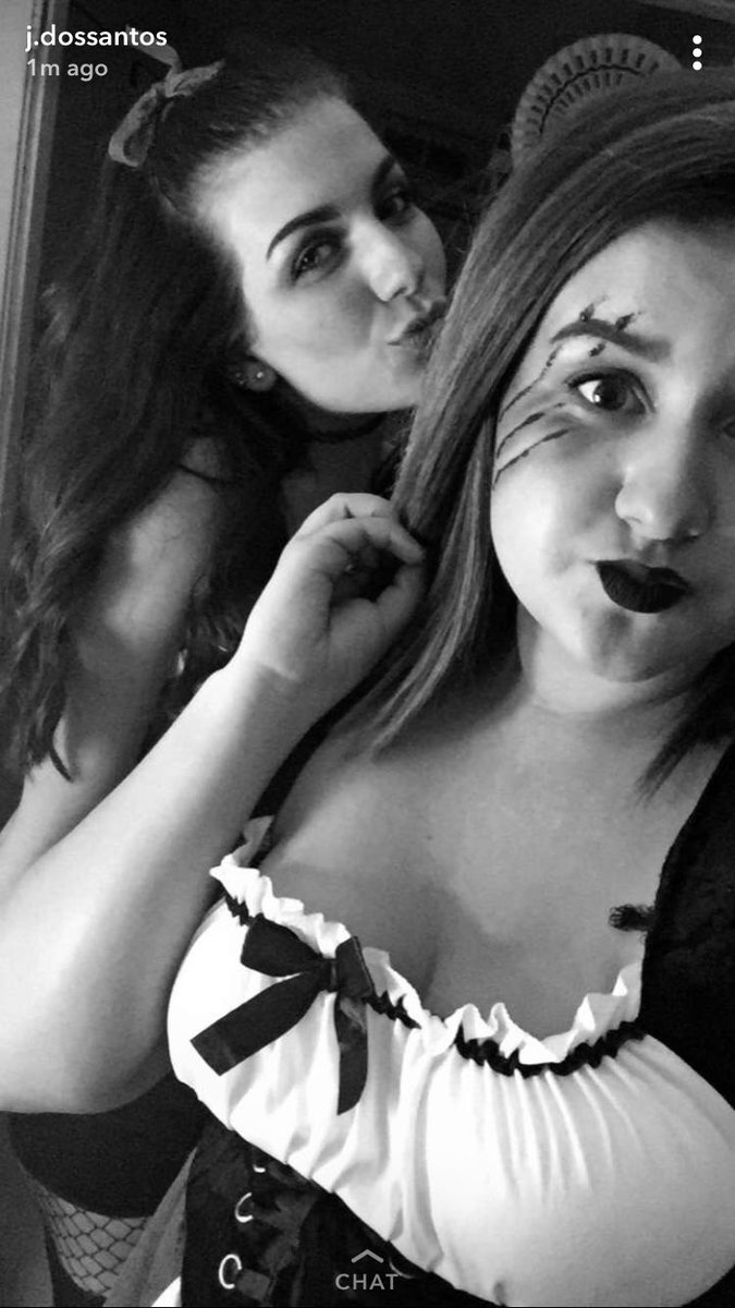 AshleyValerio4's tweet photo. It’s the most wonderful time of the year🎃 #holloweekend https://t.co/UEHnssSzds