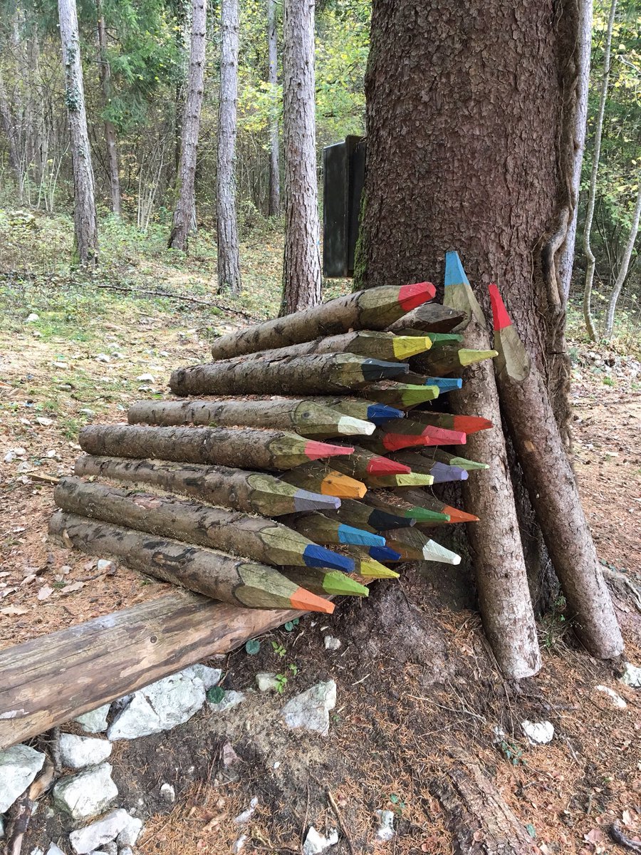 GaelleMerlin's tweet photo. A beautiful day out with art and nature @BoscoArte Stenico! 😍 #boscoarte #stenico #trentino #artinnature #HappySunday https://t.co/LSbNrTNsNx
