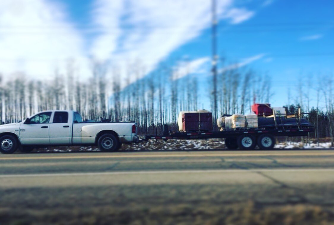 DHSCOURIER's tweet photo. Load 2 Edmonton fr Cold Lake today #edmonton #yeg #coldlake #alberta #courier #oilpatch #oilfield #fortmcmurray #grandprairie #westercanada https://t.co/TKvhney7QU
