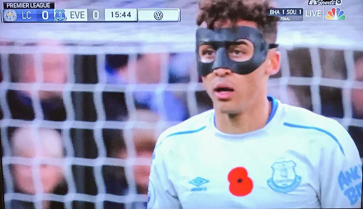 laurameme's tweet photo. "You guys said you were dressing up!" #LCFCvEFC https://t.co/d6yE8W8NR4
