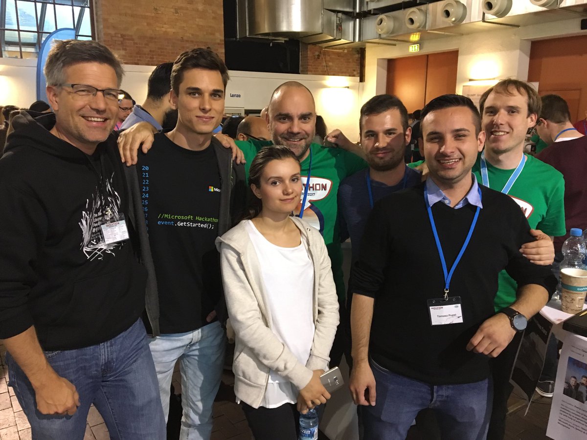 okoeth's tweet photo. Clean Car wins best pitch with @car2godevs and @NTT_DATA_DE #Altemista Cloud #HackStgt17 https://t.co/t1XVKagD4v