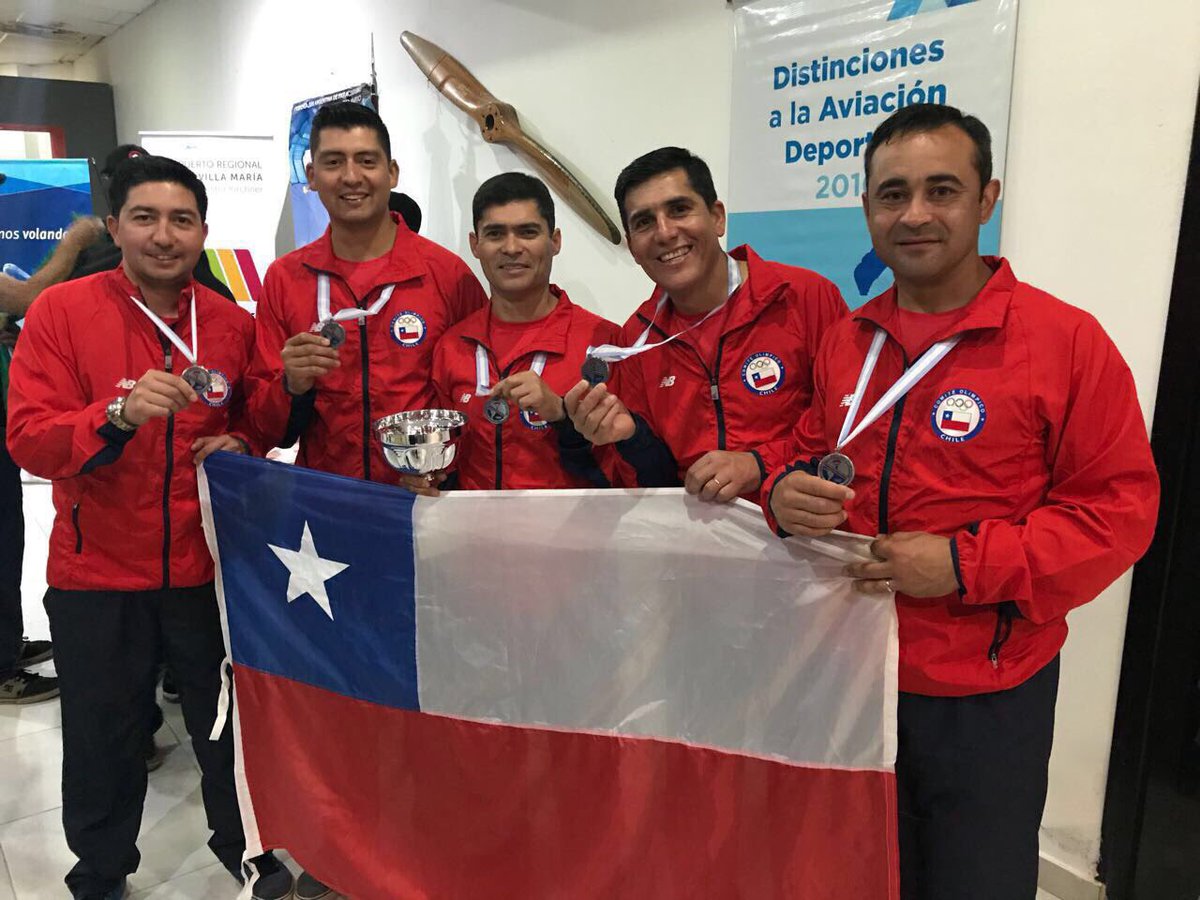 Fuerza Aérea de Chile tweet media