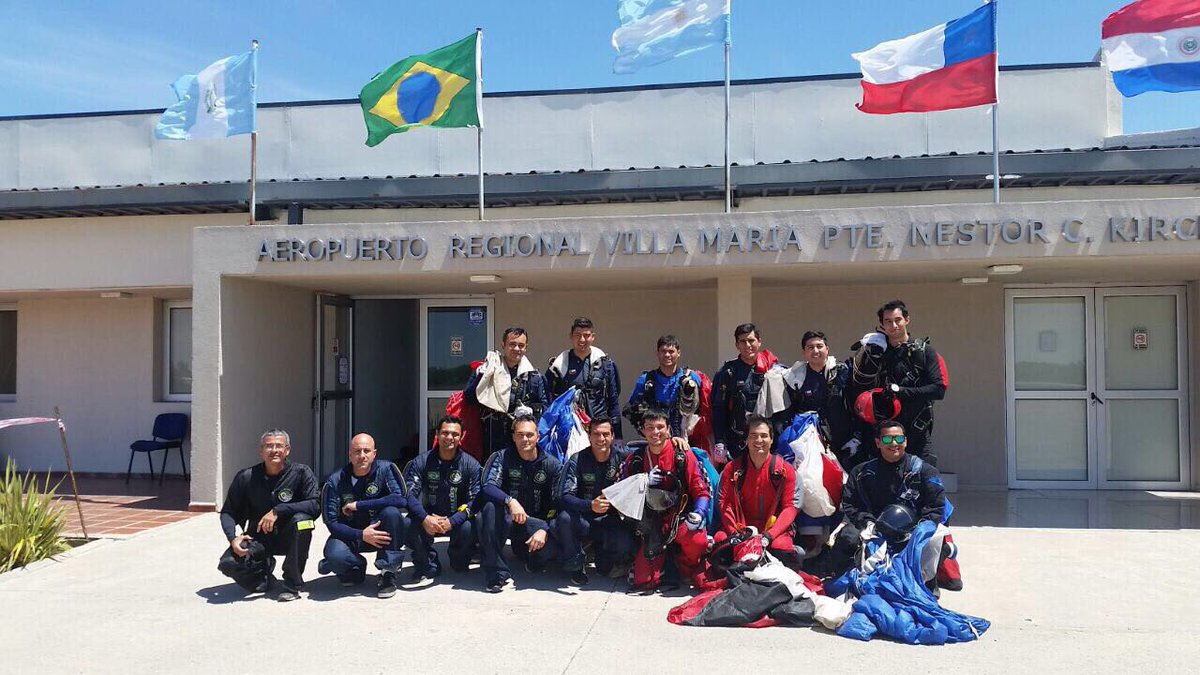 Fuerza Aérea de Chile tweet media