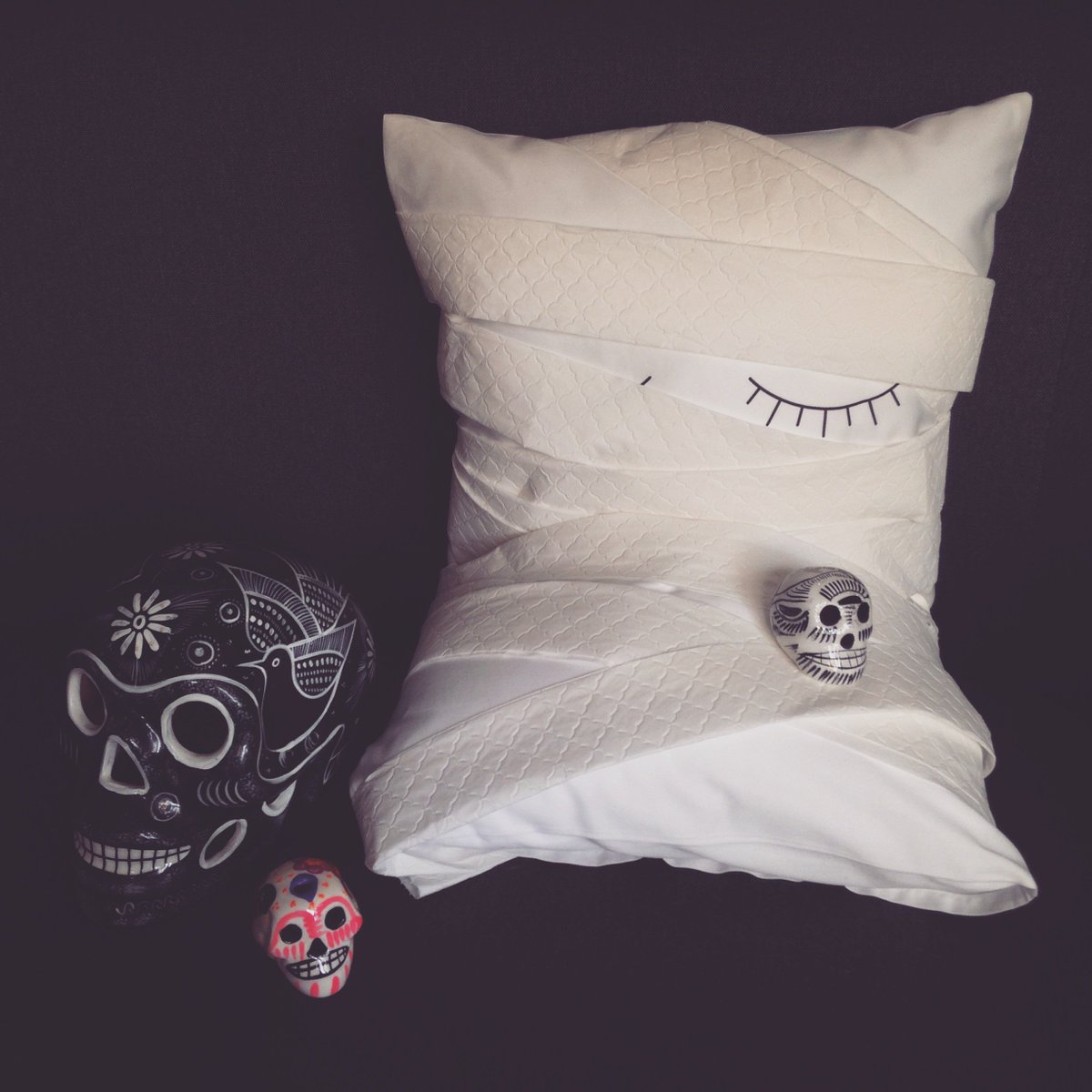 Willow_Talk's tweet photo. Don't worry, I haven't had an accident! This is just my mummy costume for Willoween. What spooky thing will you be dressing as? #Halloween🕷🎃 https://t.co/QMAM9Ifsu3