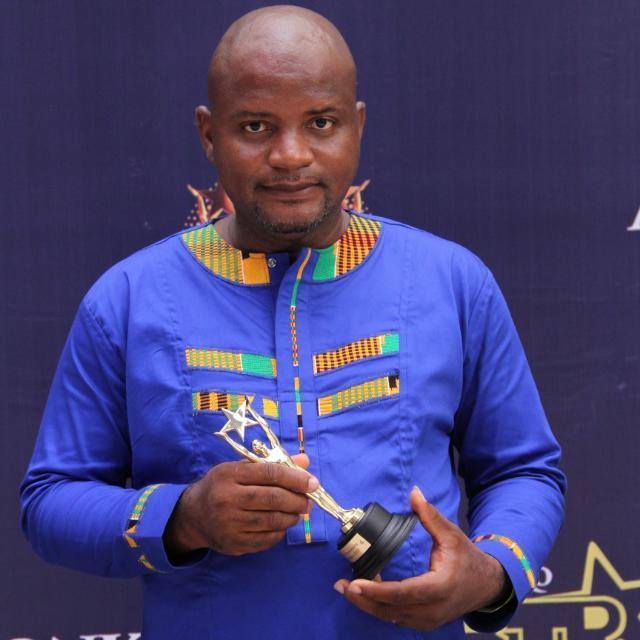 KsAjiri's tweet photo. Congratulations to #FrankFoley for winning Best Radio Personality of the year - 2016/17' #RTPAwards2017 #AjiriMagaSwaga https://t.co/egRQwF40MR