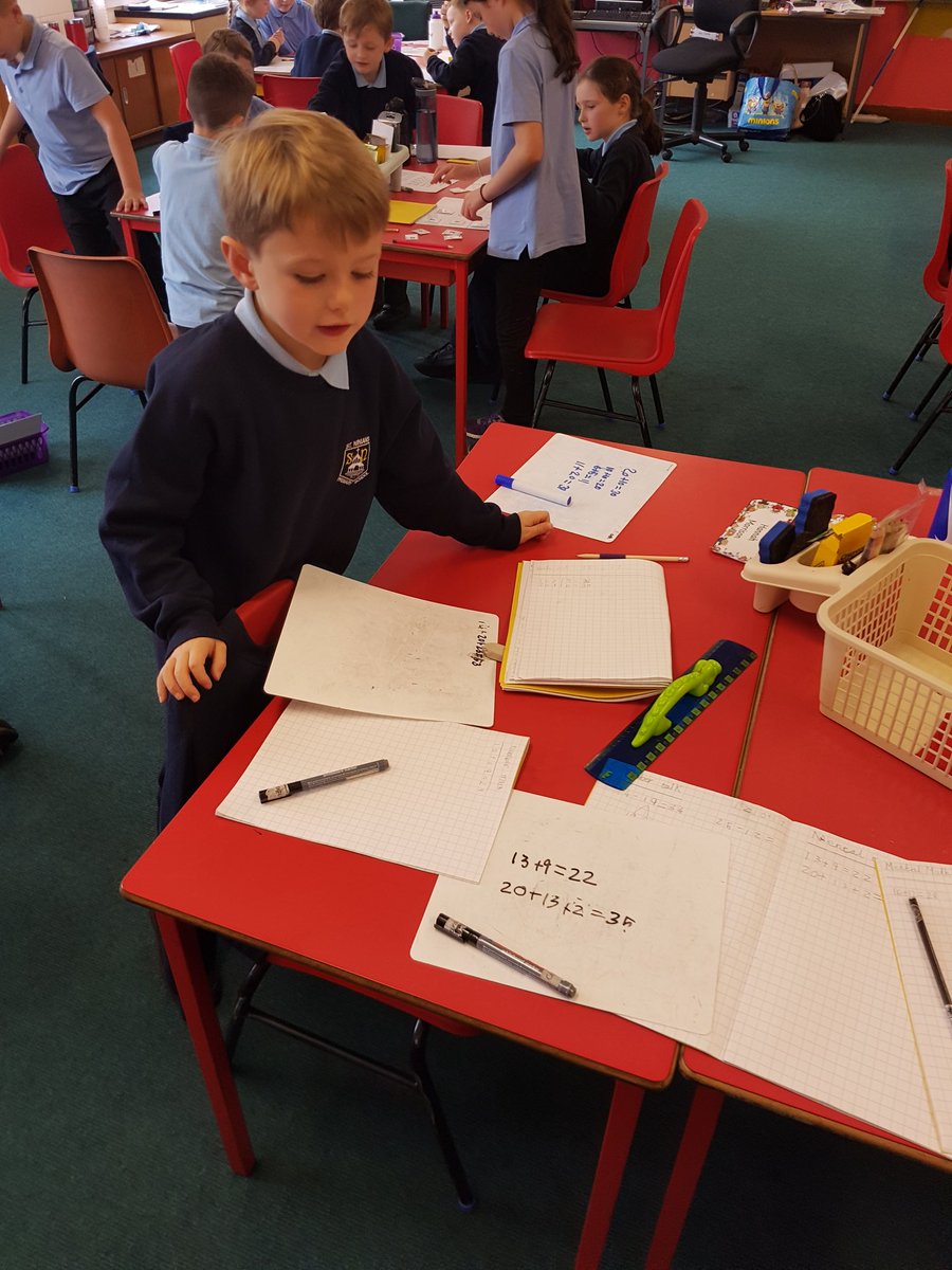 MrsClarkeStNin's tweet photo. We enjoyed different activities to create our own sums to answer β #beanbagthrow #rollandstick https://t.co/IuLu2kqSyv