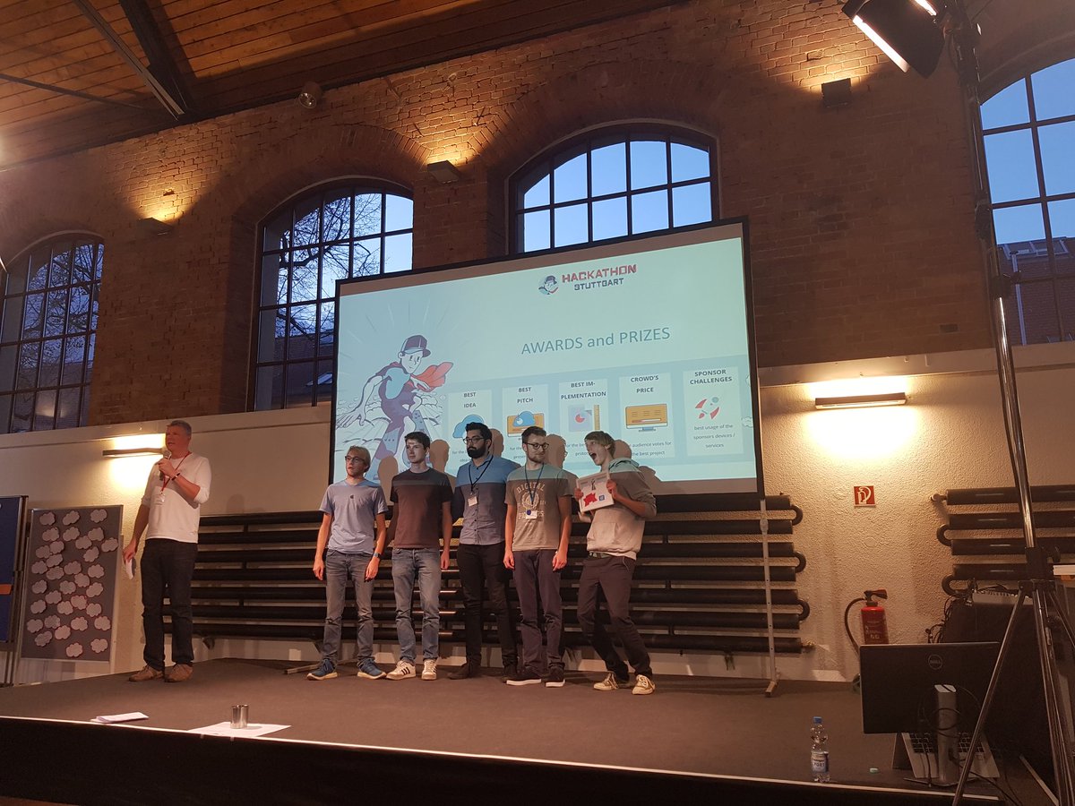 DBHackathon's tweet photo. ... an die Gewinnerteams! #hackstgt17 2/2 https://t.co/ubZNM7tFyX