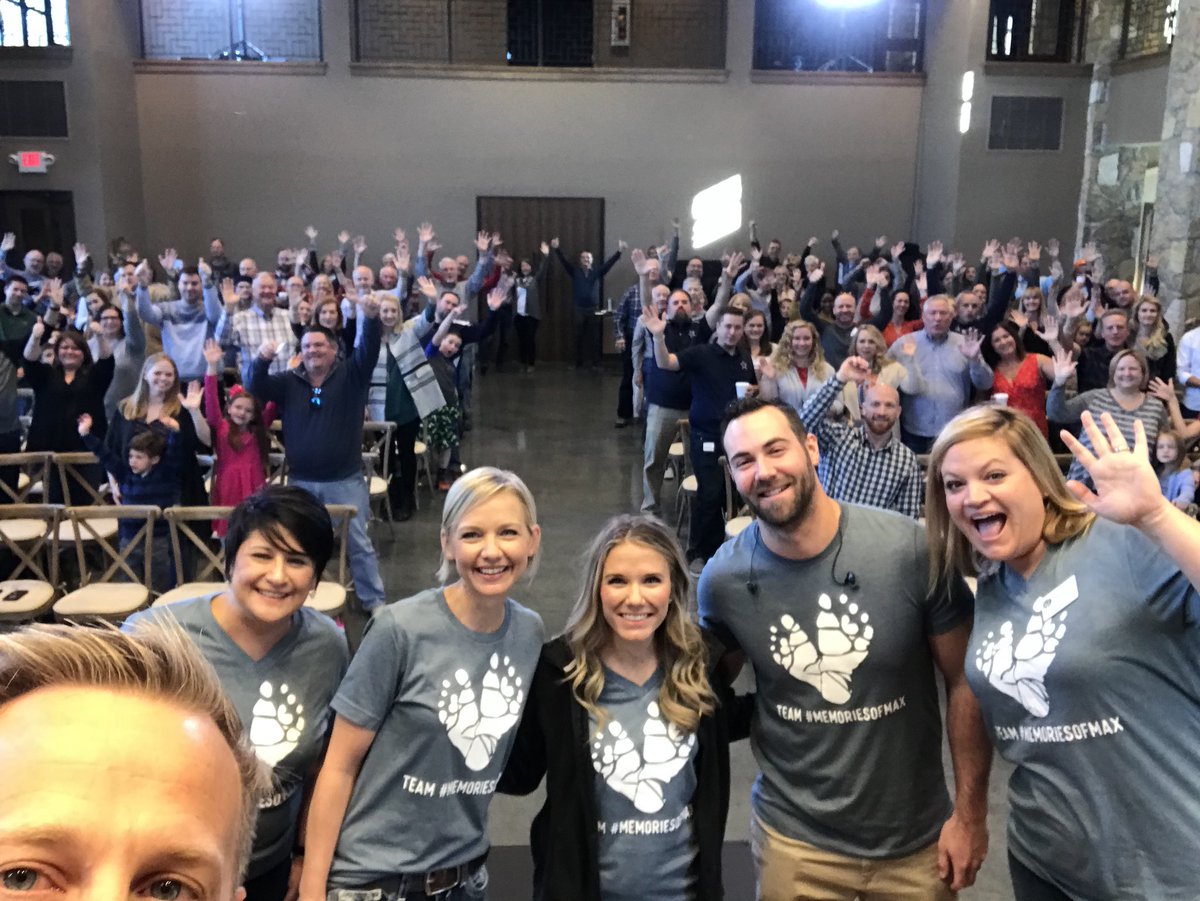 Frisco_CC's tweet photo. Bent Tree Frisco supporting Team #MemoriesofMax and Down Syndrome Guild of Dallas this morning! https://t.co/vdg0NE1U6I