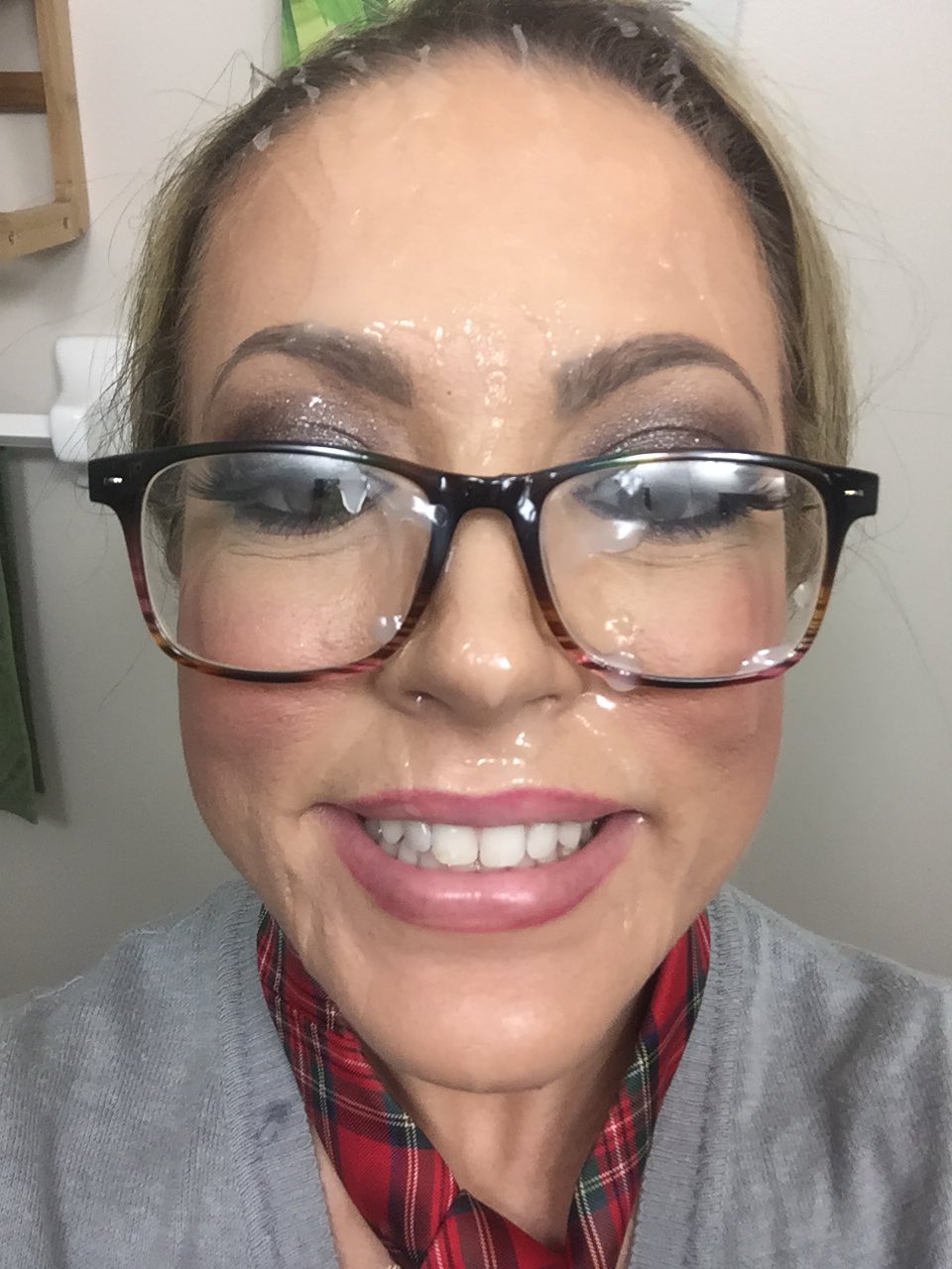 Carmen Valentina On Twitter Having A Facial Blast Of Fun With