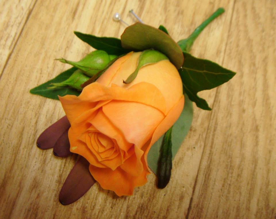 wirralflowers1's tweet image. Following the Autumn theme..gorgeous orange rose &amp;amp; foliage for a Groom's buttonhole...