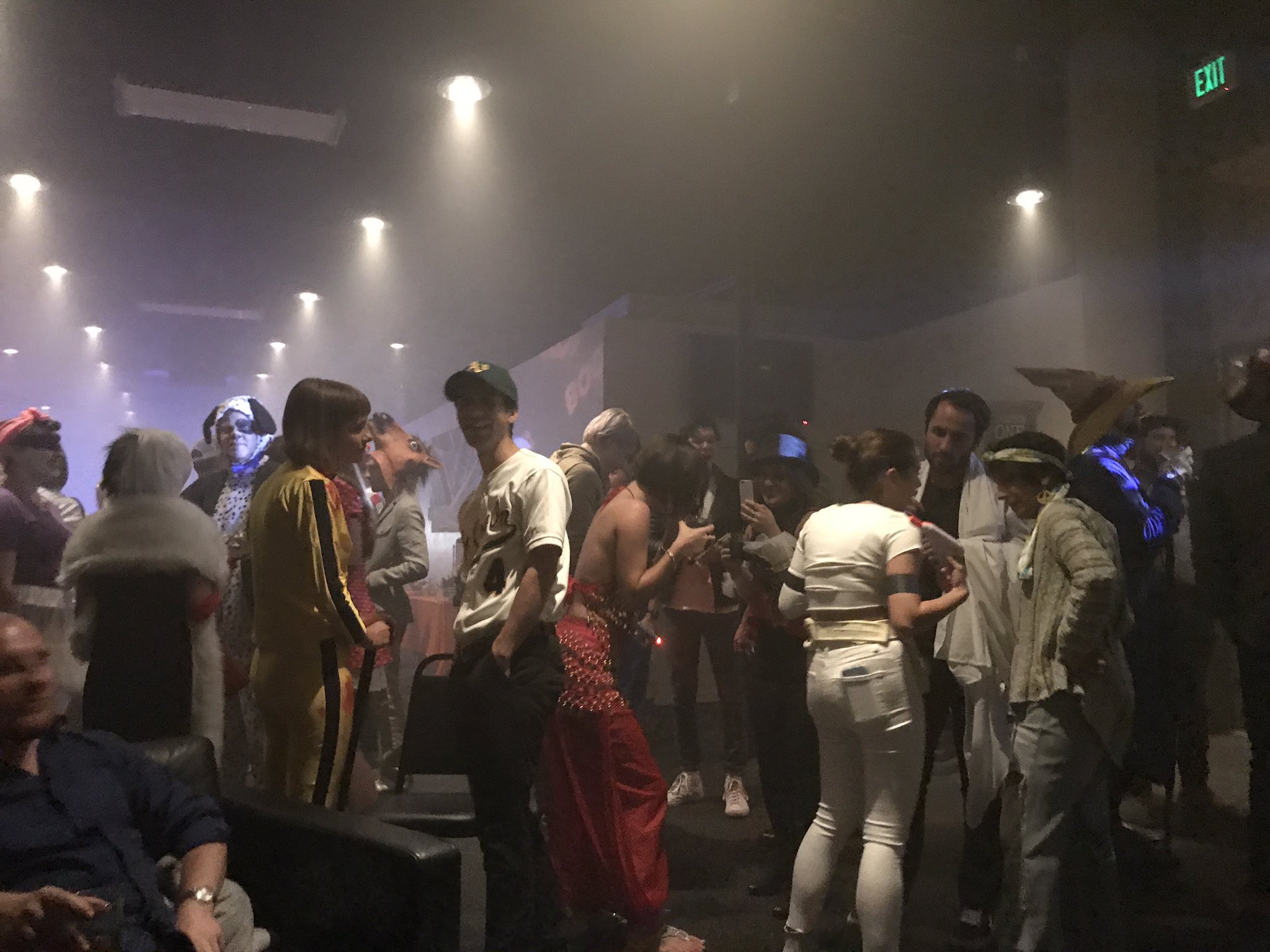 3 pic. Last night was fun!! Halloween parties really are the best! https://t.co/YPG6o2T7Ep