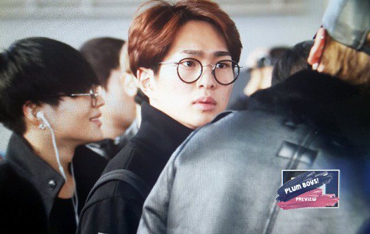 nd_medhat's tweet photo. The serious face of #Onew #LeeJinki 😎 #OnewTime #FightingOnew #1of1boy온유 @shinee https://t.co/T1jkEoweIm