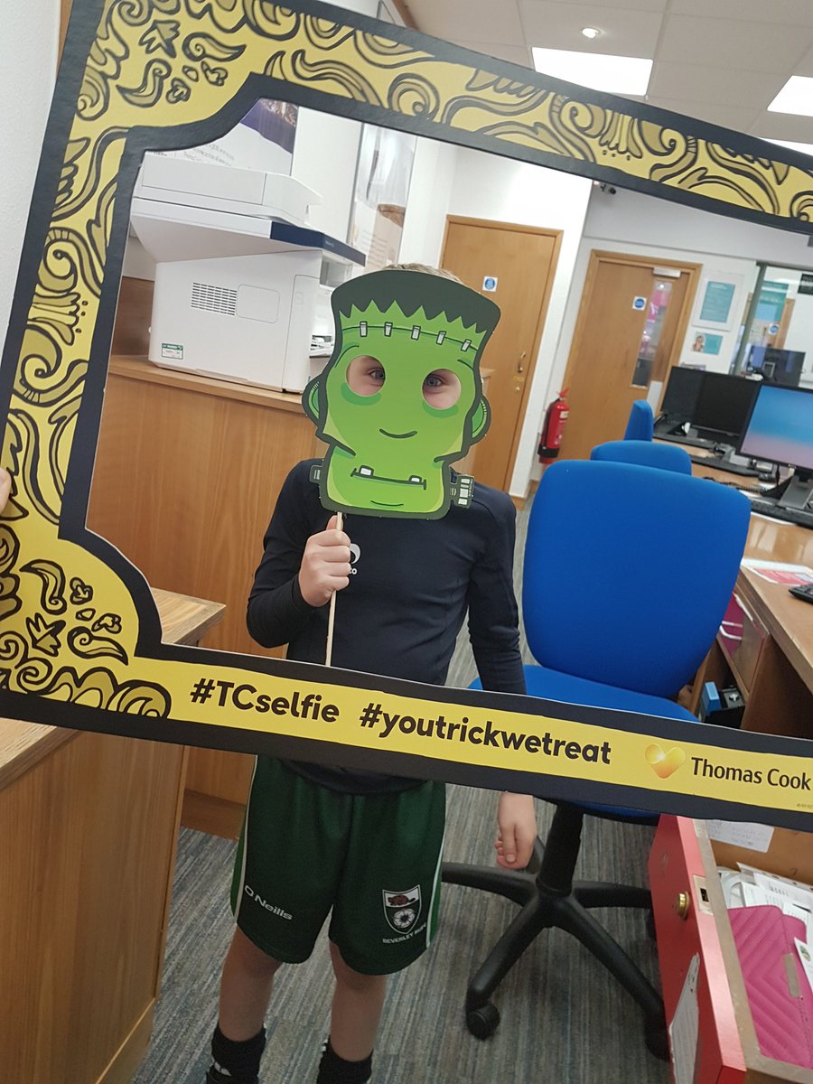 #TCselfie #youtrickwetreat