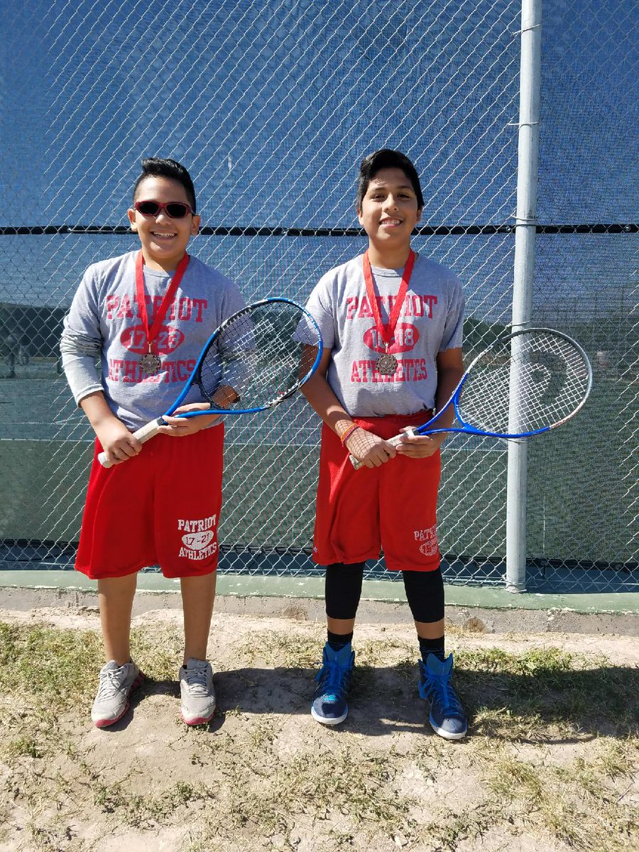 LibertyAthlete's tweet photo. Liberty Tennis @ Harlingen Tournament #setmatch #makeithappenlmms @LMMSPatriots https://t.co/B82NX7UOAB