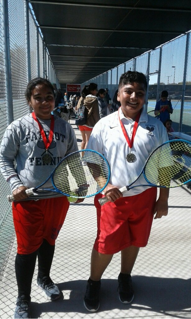 LibertyAthlete's tweet photo. Liberty Tennis @ Harlingen Tournament #setmatch #makeithappenlmms @LMMSPatriots https://t.co/B82NX7UOAB