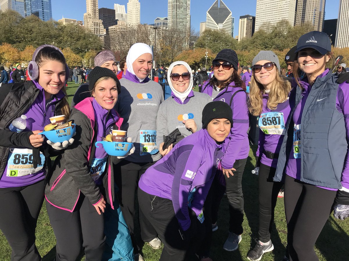SCN_Network's tweet photo. We had an awesome turnout today @HotChocolate15k Marathon #Chicago #hc15k #TeamSCN #Run4Refugees https://t.co/FAyJBqW53D