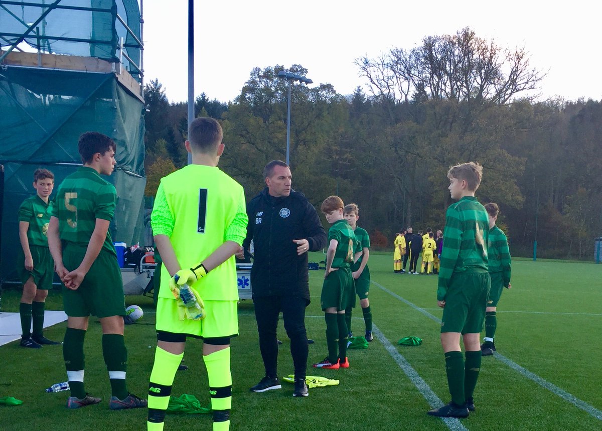 CelticFCAcademy's tweet photo. Brendan Rodgers lead Celtic to equal a 100-year-old unbeaten domestic record yesterday👏Today he helped with the U14s👏Class is permanent🍀⚽️ https://t.co/FHn7ByGW1q