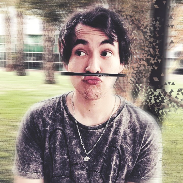 Simples mas foi feito de coração 🌸😻

<a href="/superdearo/">Gabriel Dearo dos Santos</a> <a href="/manudigilio/">Manu Digilio</a>