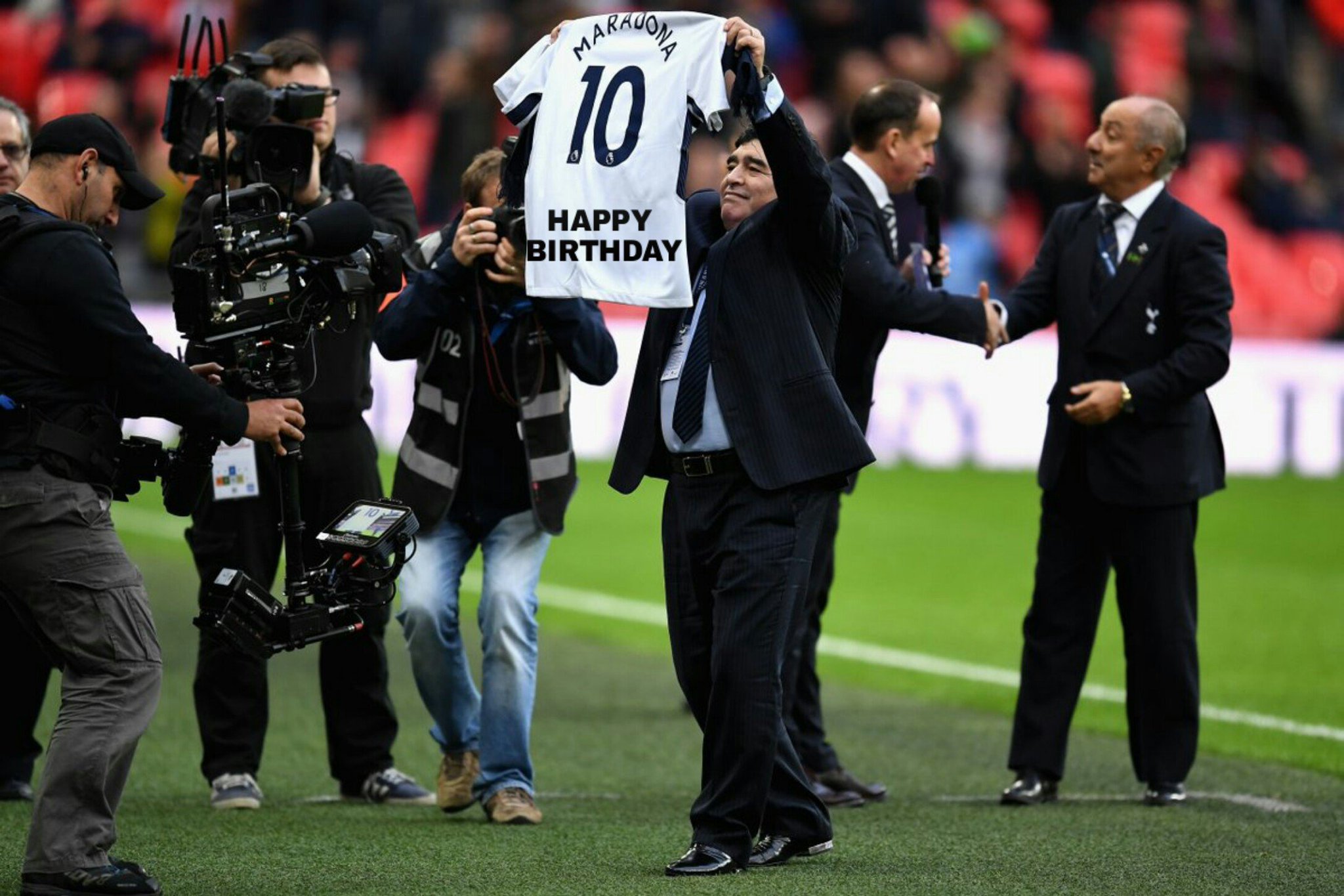 Wishing a very happy birthday to Football legend Diego Armando Maradona, who turns 57 today.   