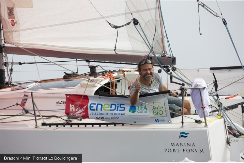 A pocas horas de la salida de la segunda etapa de la @MiniTransat2017! Estos valientes se preparan para cruzar el Atlántico! <a href="/port_forum/">Port Fòrum</a>