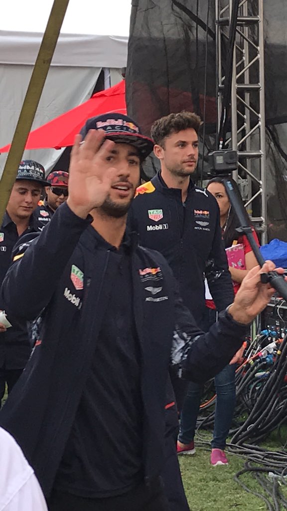 <a href="/F1FanZoneMexico/">F1FanZone</a> <a href="/danielricciardo/">Daniel Ricciardo</a> forever!!!! #thebest